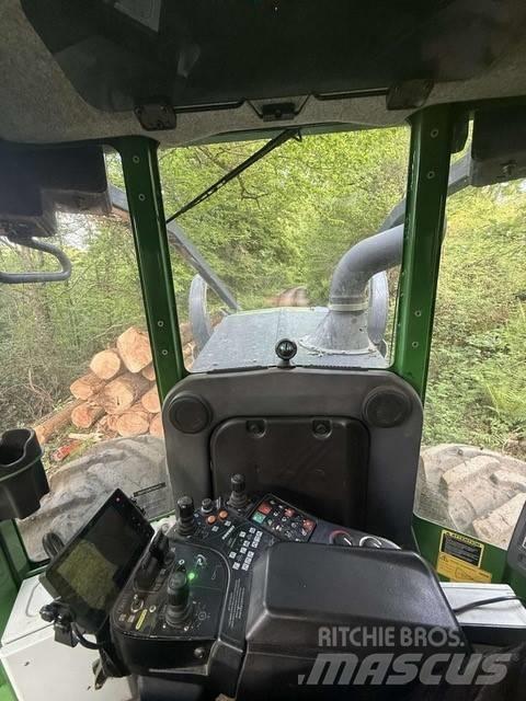 John Deere 640 L Rechegadores