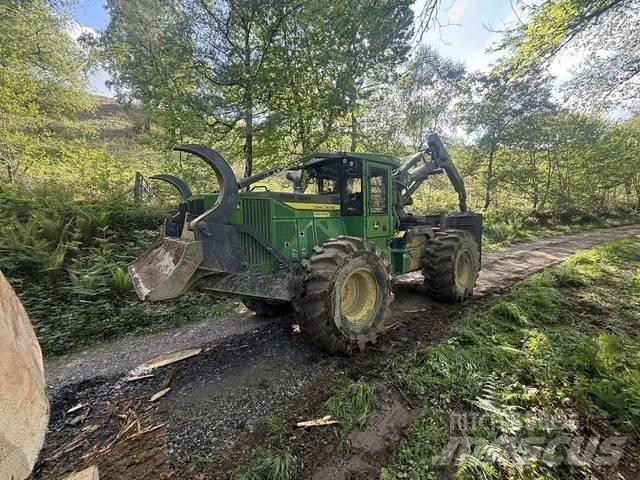 John Deere 640 L Rechegadores