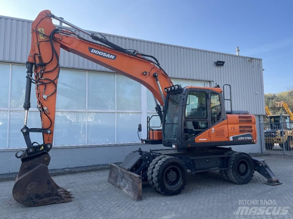 Doosan DX170W-5 Escavadoras de rodas