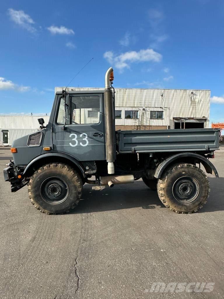 Unimog U 1400 Tractores (camiões)