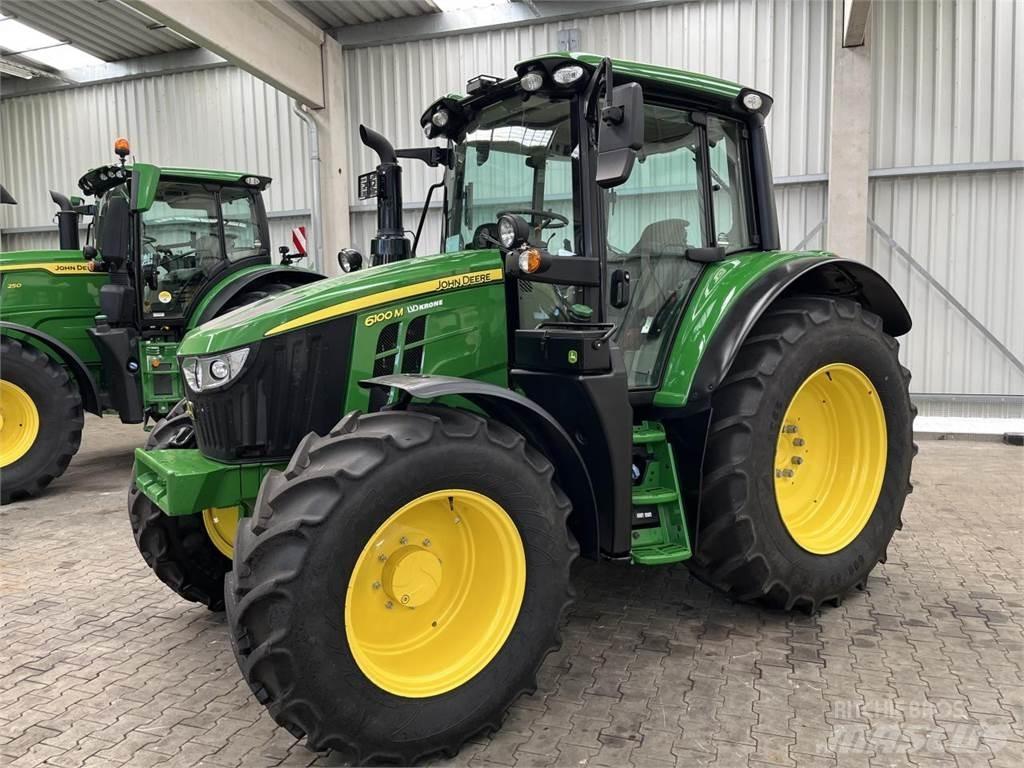 John Deere 6100M Tratores Agrícolas usados