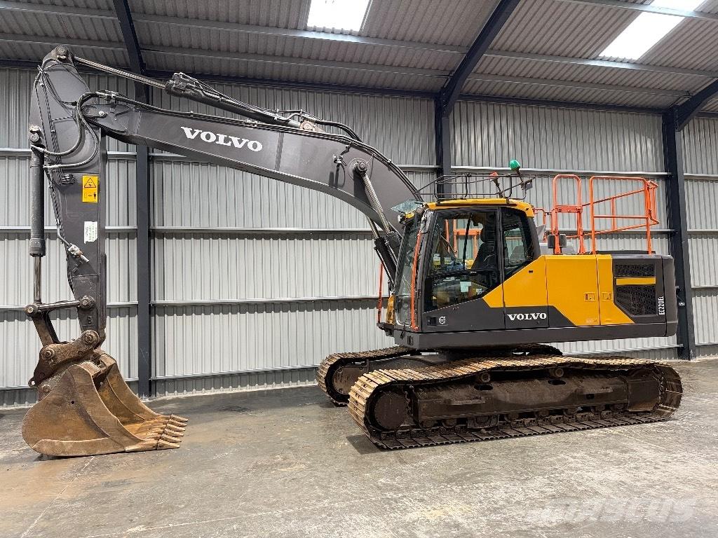 Volvo EC 220 E Escavadoras de rastos