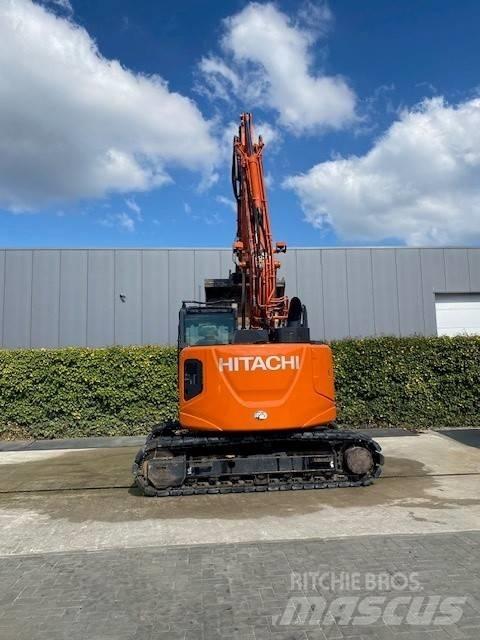 Hitachi 135US-6 Escavadoras de rastos