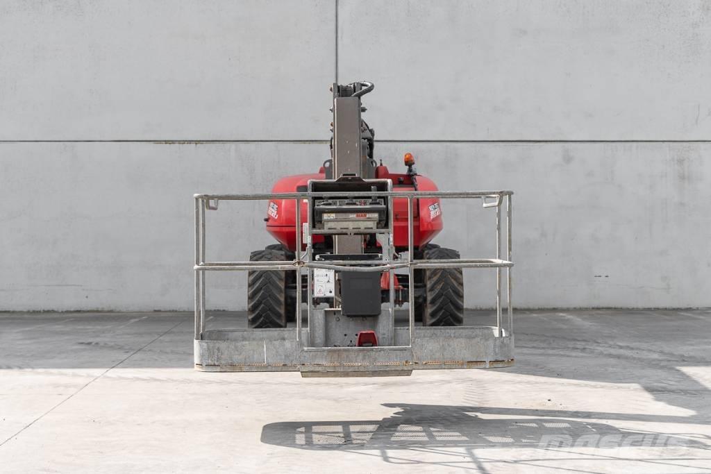 Manitou 200 ATJ Elevadores braços articulados