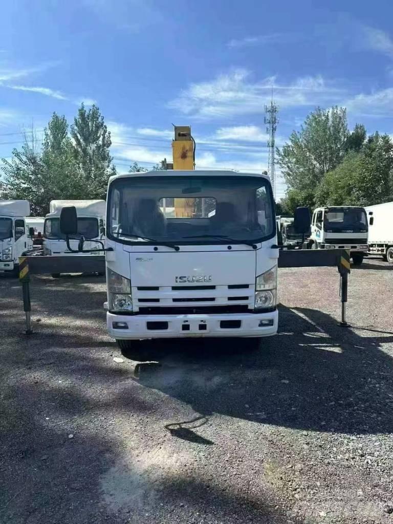 Isuzu ELF 700 Camiões grua
