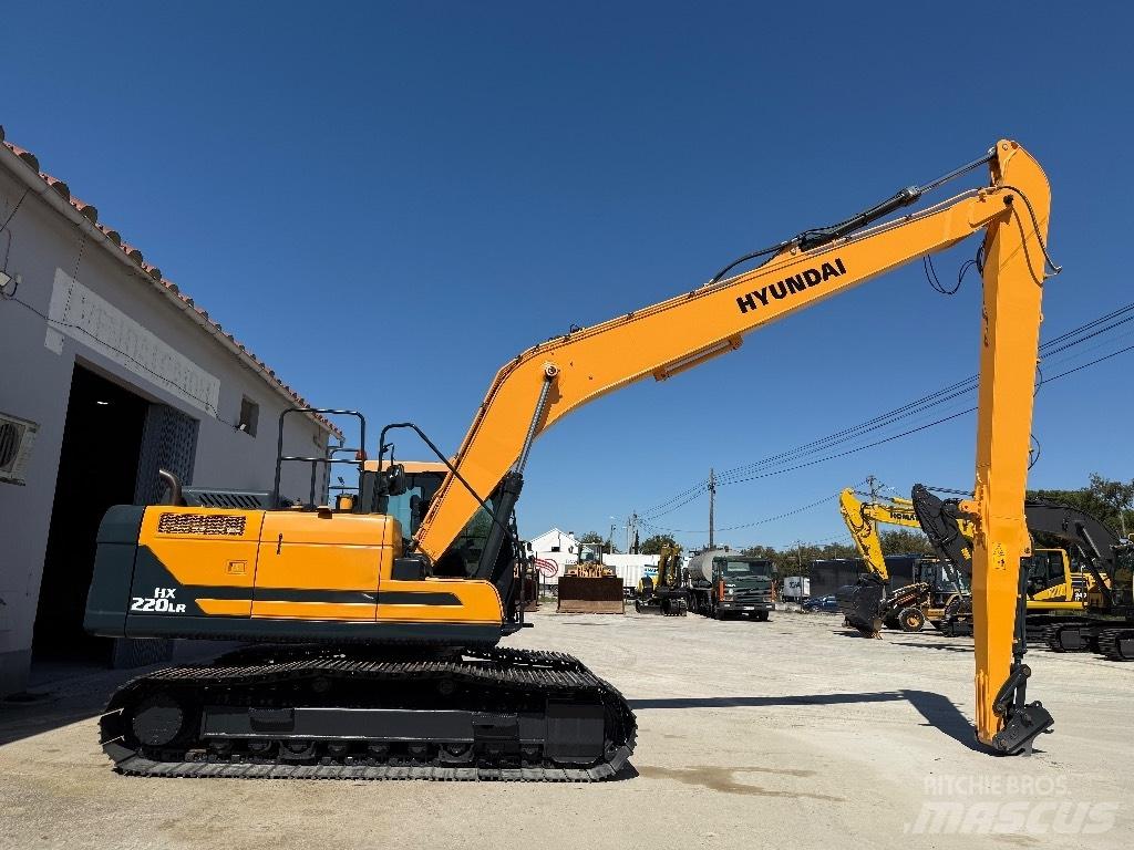 Hyundai HX220 LR Escavadoras de longo alcance