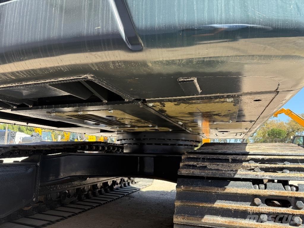 Hyundai HX220 LR Escavadoras de longo alcance