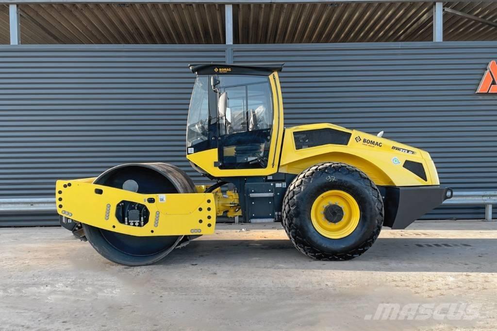 Bomag BW 213 D-5 Cilindros Compactadores monocilíndricos