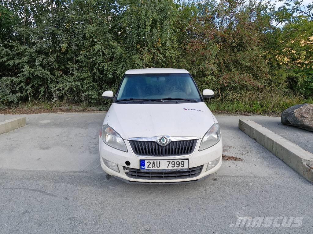 Skoda FABIA Carros Ligeiros