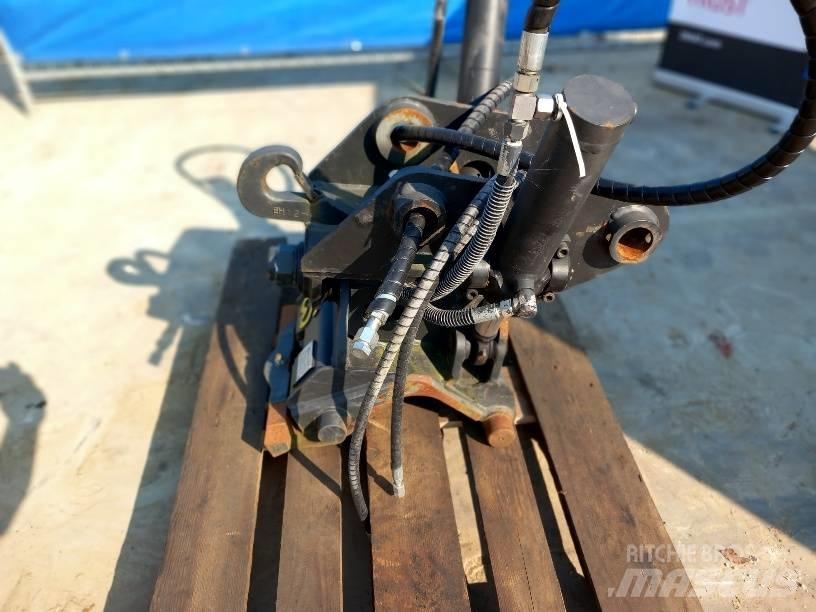 Komatsu PC88MR-8 Rotadores