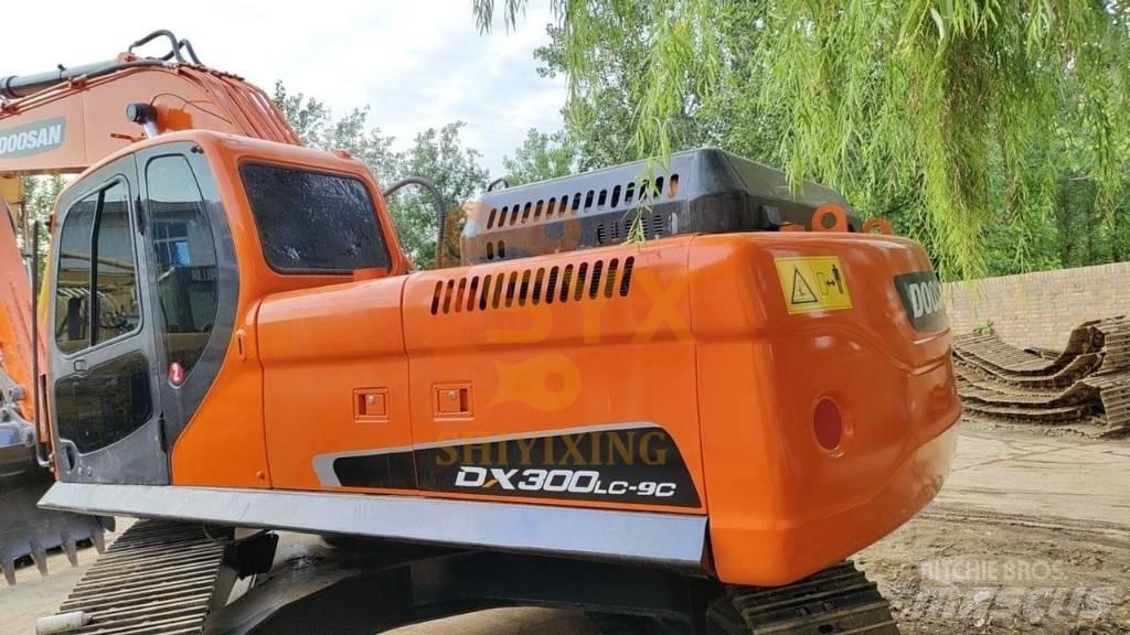Doosan DX300LC-9C Escavadoras de rastos