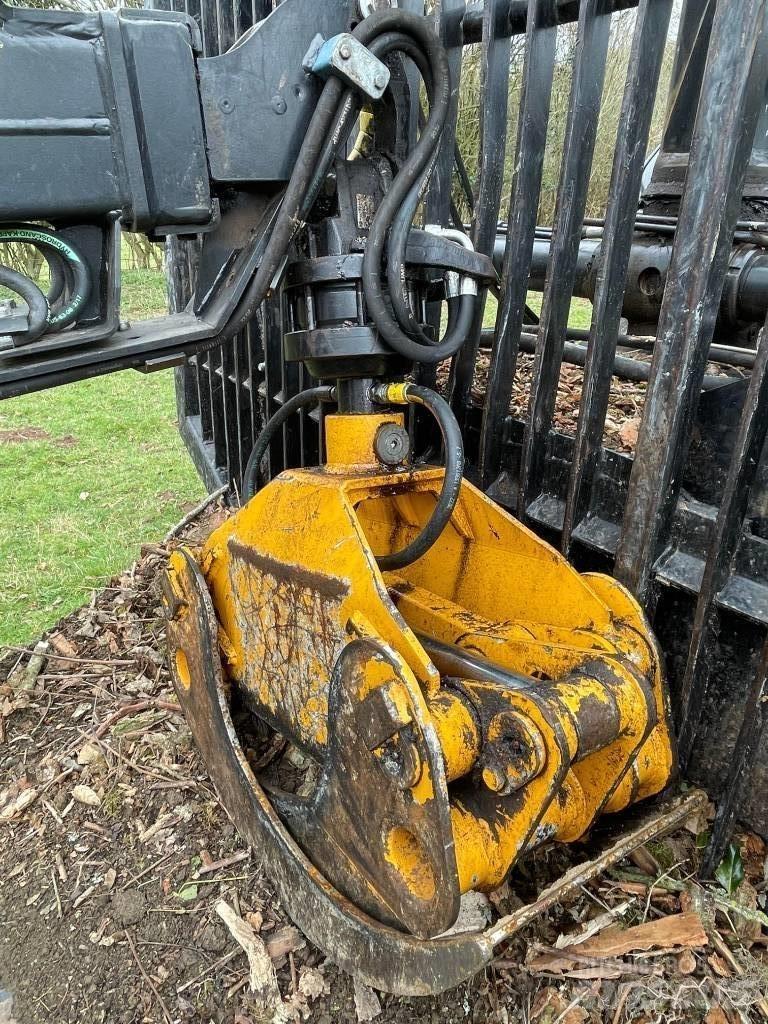 Valtra N122 Tratores Agrícolas usados