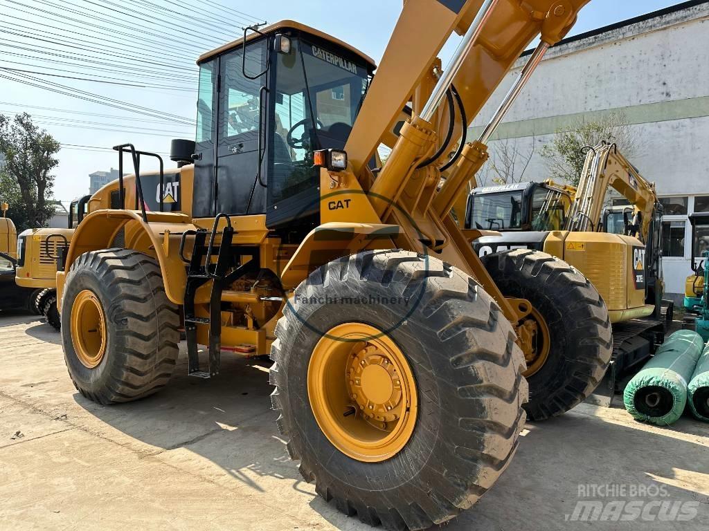 CAT 966 Pás carregadoras de rodas