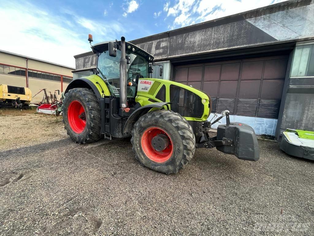 CLAAS Axion 810 Tratores Agrícolas usados