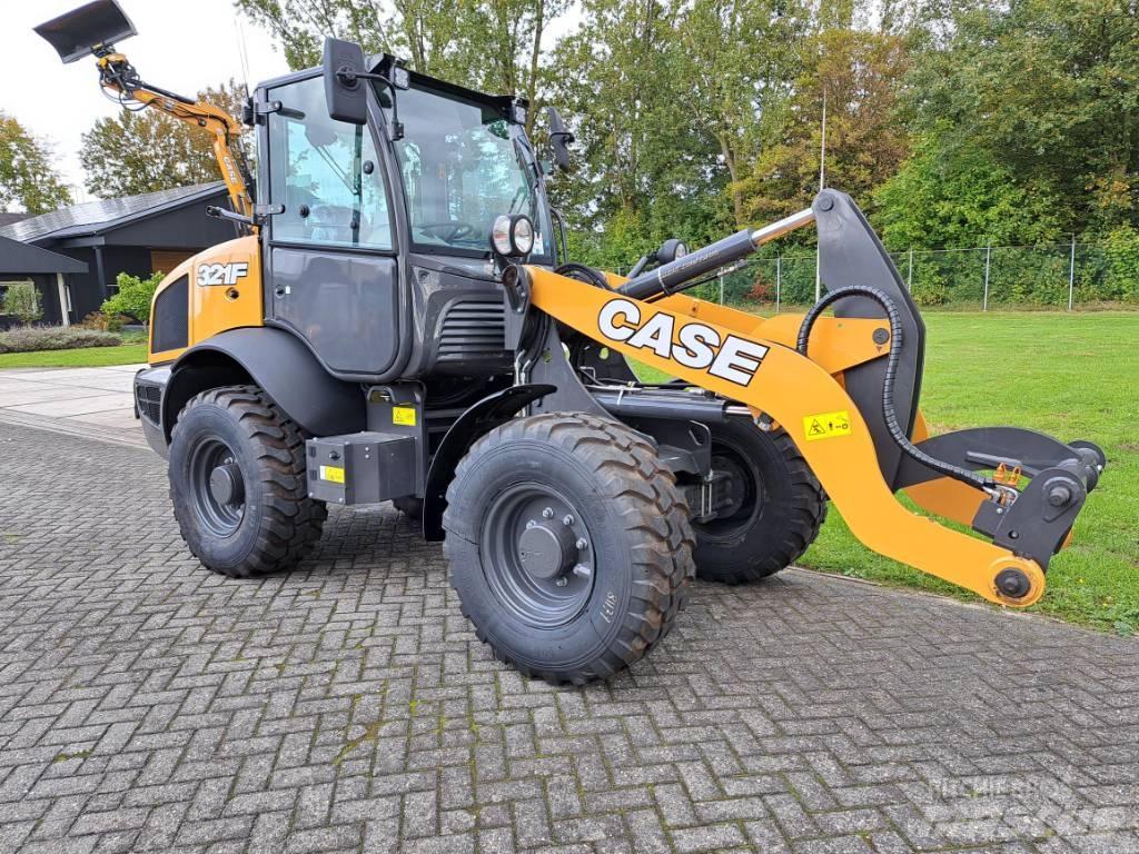 CASE 321F-HS Pás carregadoras de rodas