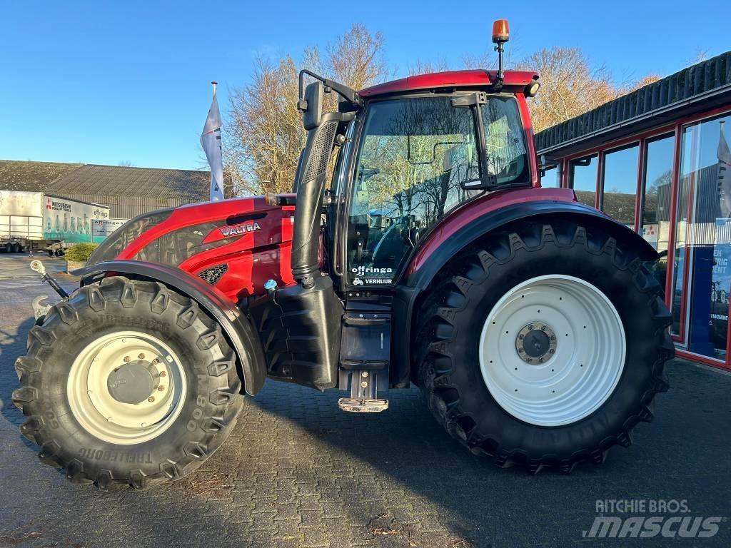 Valtra T234A Tratores Agrícolas usados