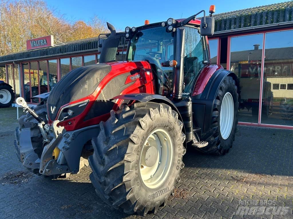 Valtra T234A Tratores Agrícolas usados
