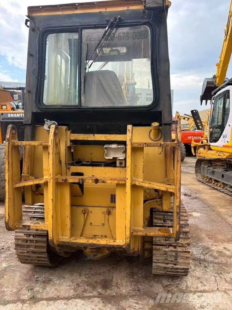 CAT D3C Dozers - Tratores rastos