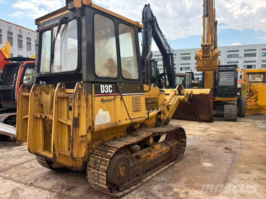 CAT D3C Dozers - Tratores rastos