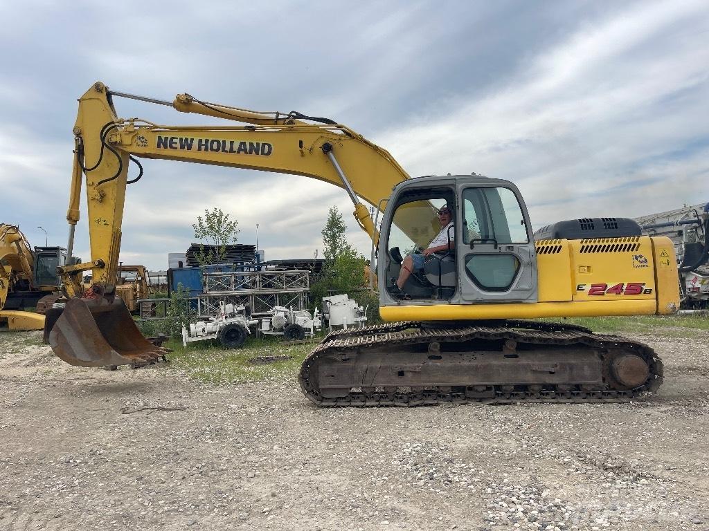 New Holland 245B Escavadoras de rastos
