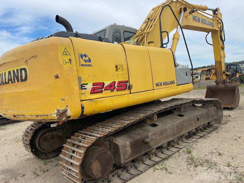 New Holland 245B Escavadoras de rastos