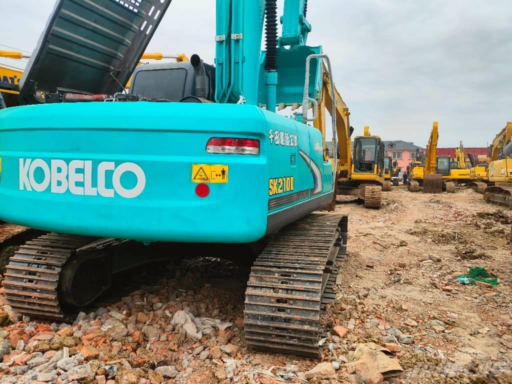 Kobelco SK 210 D Escavadoras de rastos