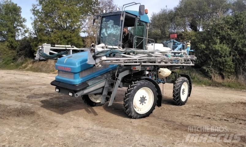 Evrard Alpha 2500 Pulverizadores Automotrizes