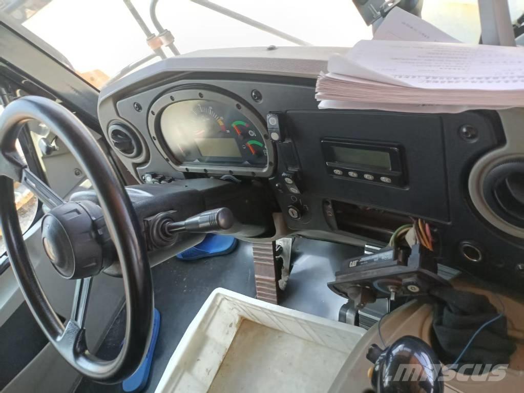 CAT 773 F Camiőes dumper basculantes rígidos