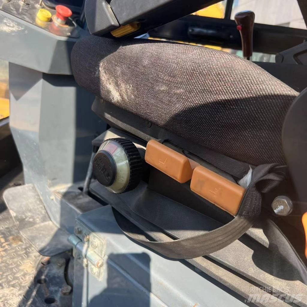Sany STR 130 C-8S Cilindros Compactadores tandem