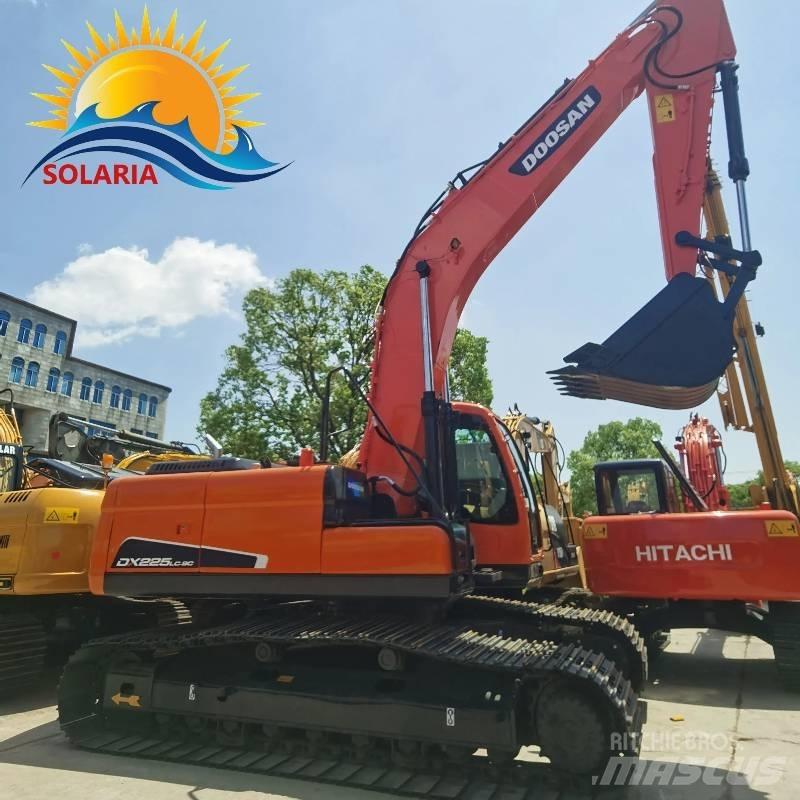 Doosan DX 225 LC Escavadoras de rastos