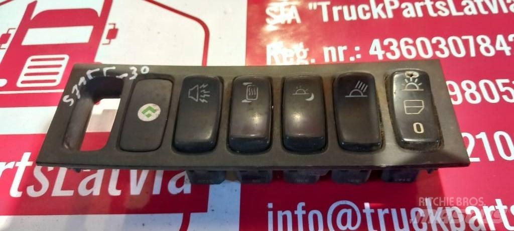 Scania R 420.   1421851 Cabines e interior