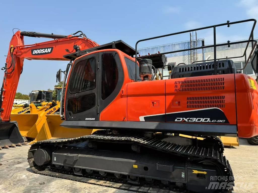 Doosan DX 300 LC-9C Escavadoras de rastos