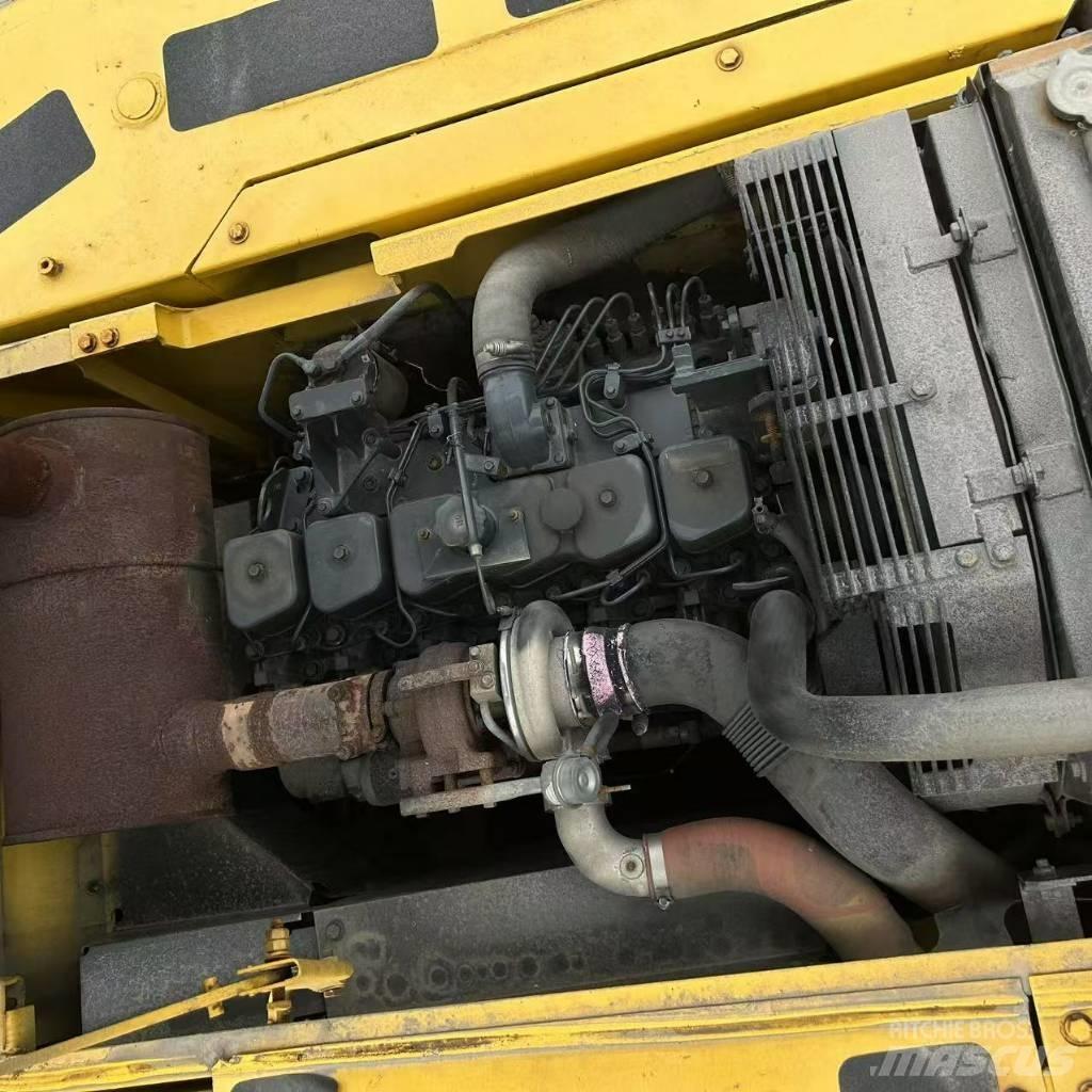 Komatsu 220-7 Escavadoras de rastos