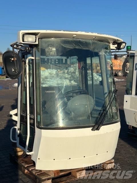 Liebherr L 538 CAB Cabines e interior máquinas construção