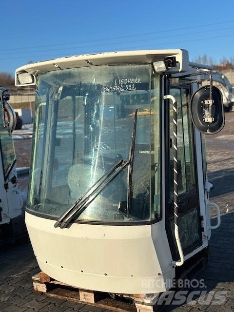 Liebherr L 538 CAB Cabines e interior máquinas construção