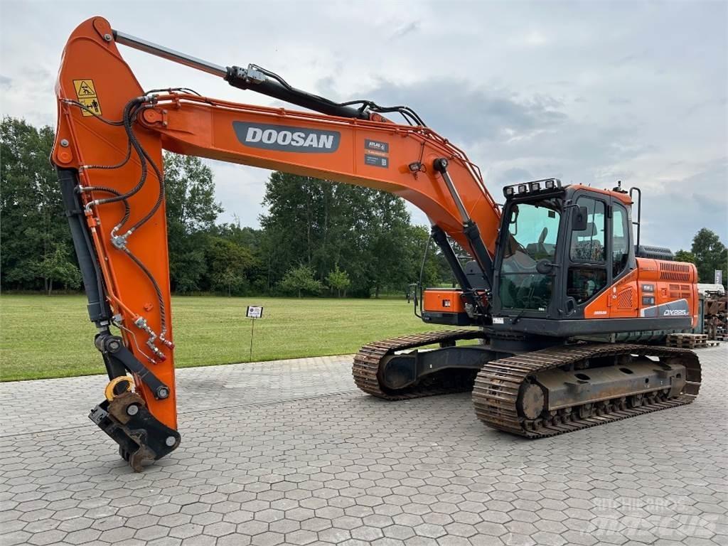 Doosan DX225LC-5 Escavadoras de rastos