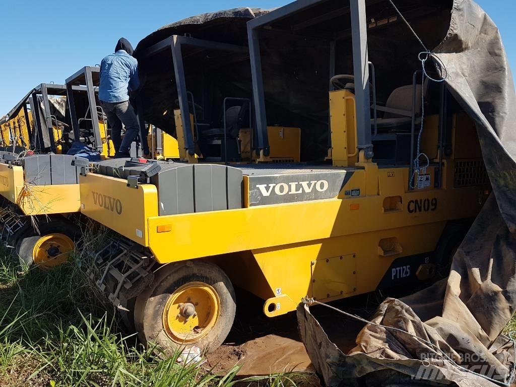 Volvo PT 125 Cilindros Compactadores de pneus