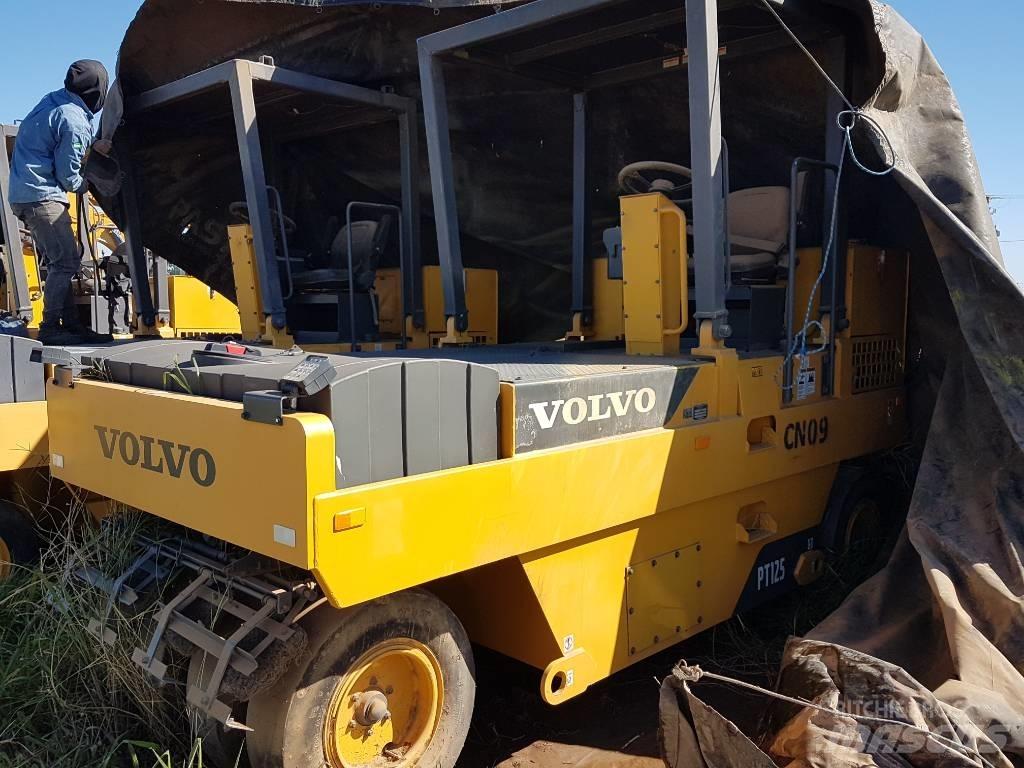 Volvo PT 125 Cilindros Compactadores de pneus