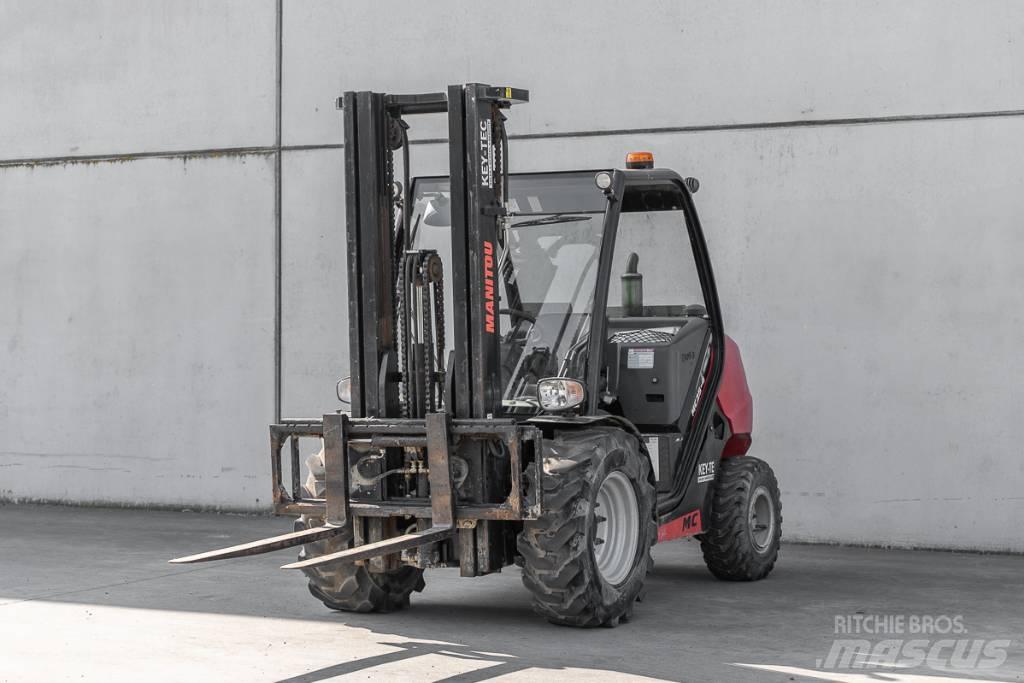 Manitou MC 25-4 Empilhadores Diesel
