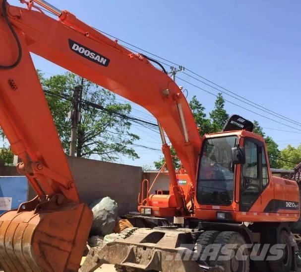 Doosan DH210W-7 Escavadoras de rodas