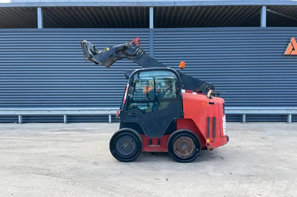 JCB R260 Carregadoras de direcção deslizante