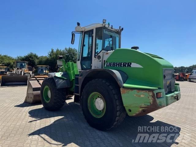 Liebherr L 538 Pás carregadoras de rodas