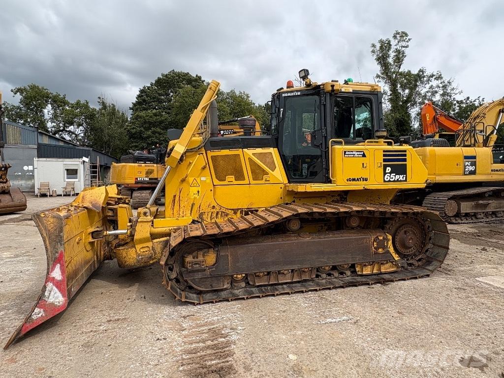 Komatsu D65PXI-18 Dozers - Tratores rastos