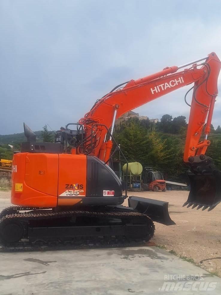 Hitachi ZX135US-6 Escavadoras especiais
