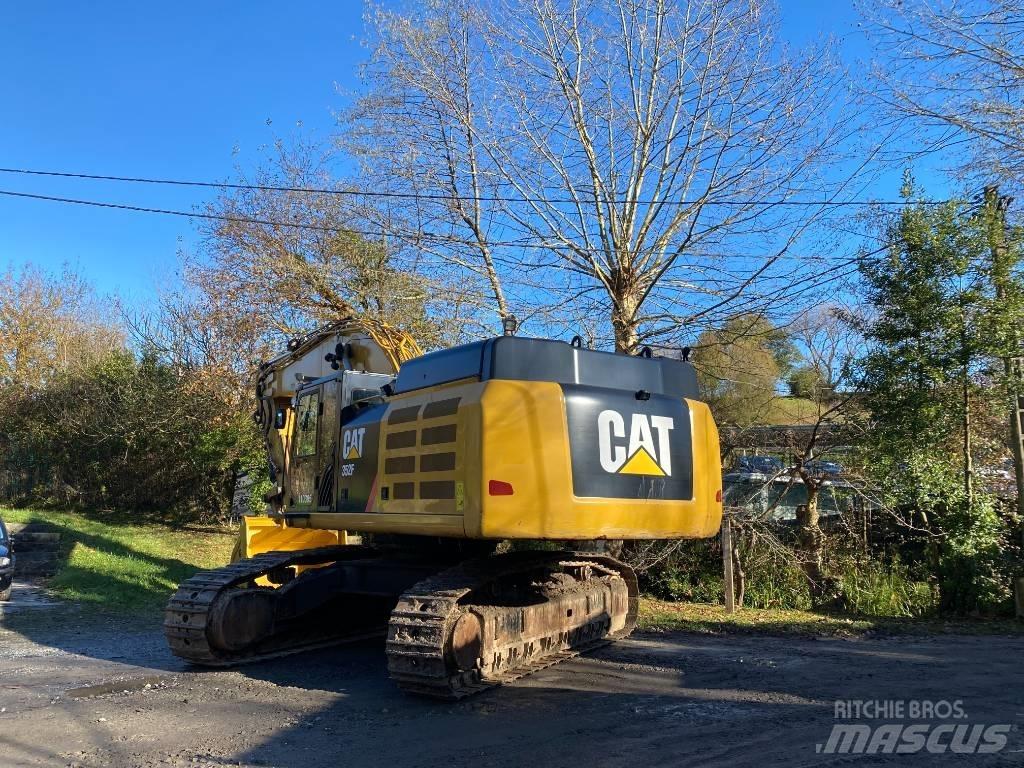 CAT 352 F Escavadoras de rastos