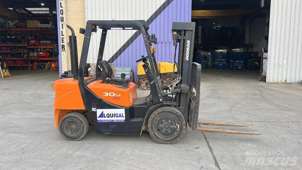 Doosan D 30 G Empilhadores Diesel