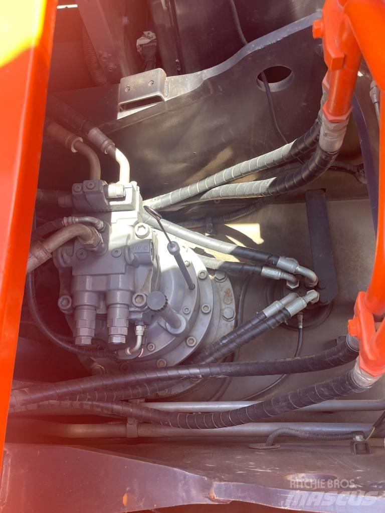 Hitachi ZX 240 Escavadoras de rastos