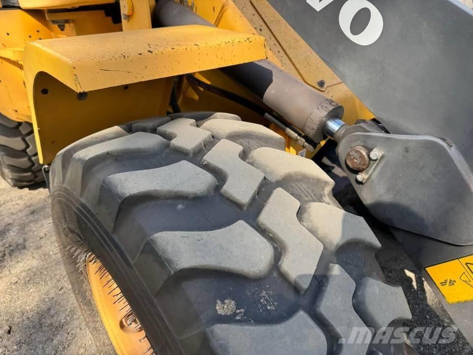 Volvo L 30 G Pás carregadoras de rodas
