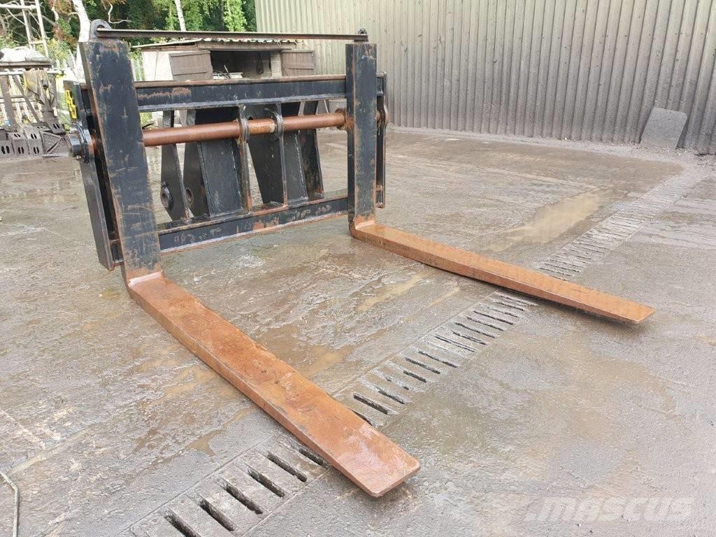Volvo L 220 D Forquilhas