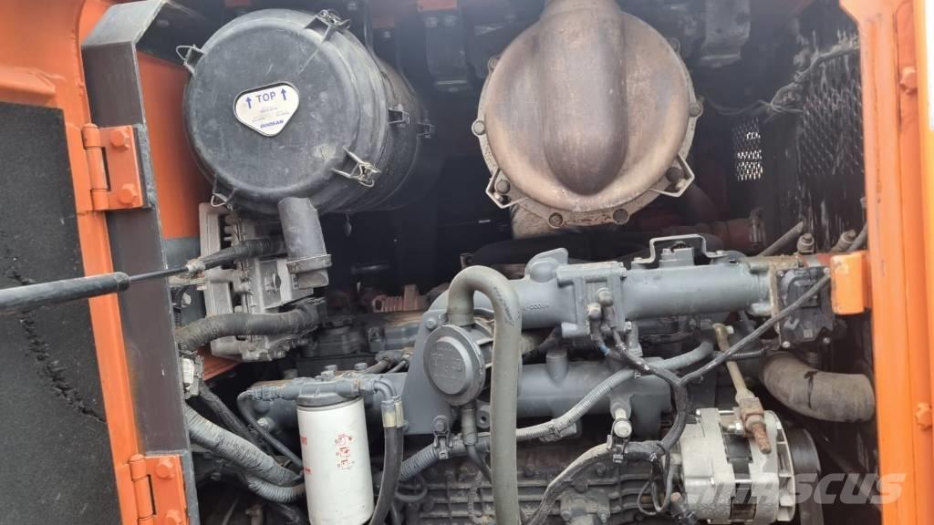 Doosan DL 200-3 Pás carregadoras de rodas